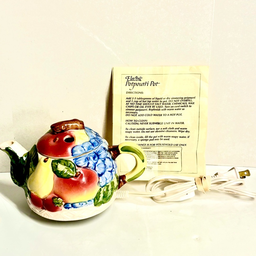 Vintage Electric Potpourri Pot - Picture 10 of 10